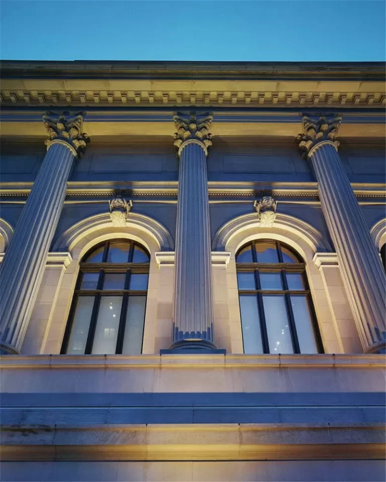 Outdoor building