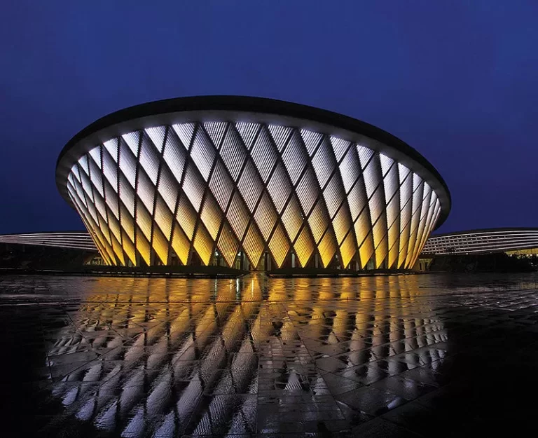 Outdoor building
