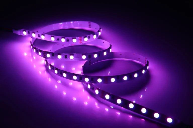 أنواع مصابيح LED