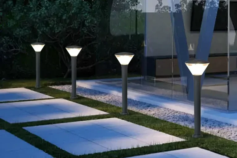 高効率ソーラーLED芝生ライト：環境に優しく、耐候性があり、自動オン/オフで美しい夜間の庭の照明を実現します。